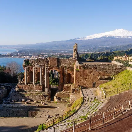 Bluemary Giardini Naxos